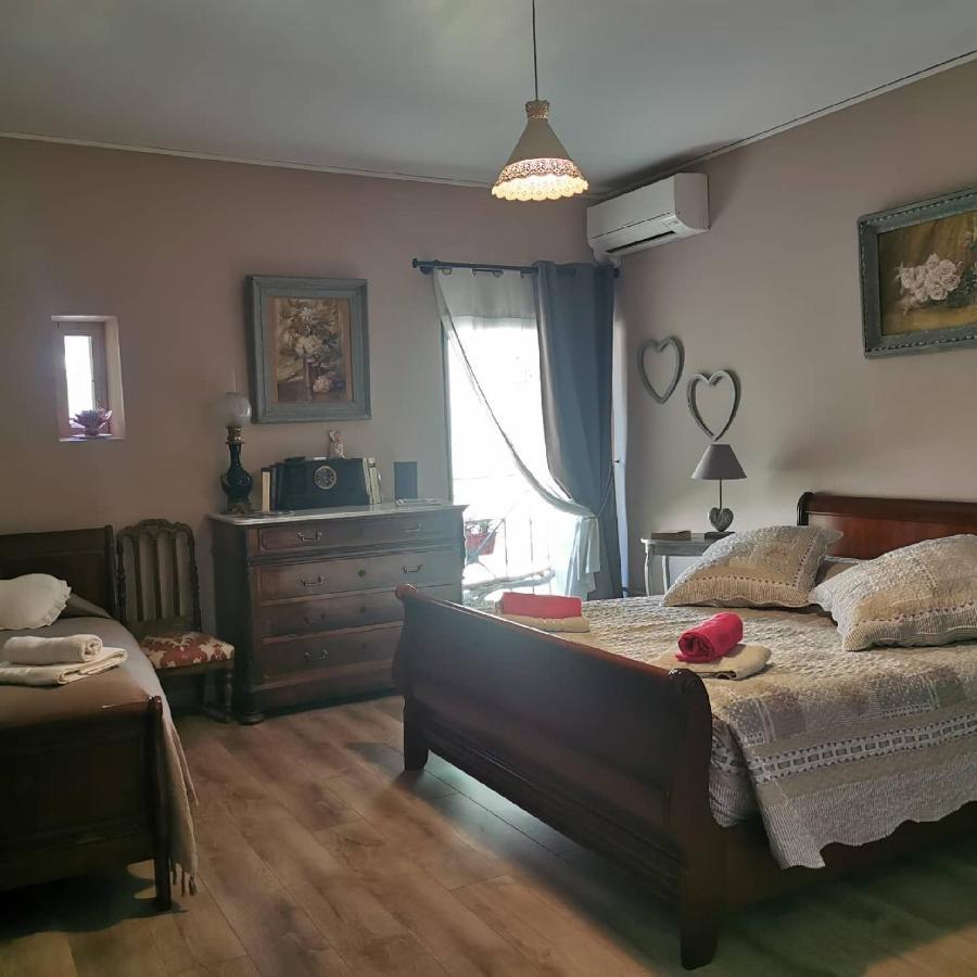 Le Clos Des Aramons Bernis Екстериор снимка