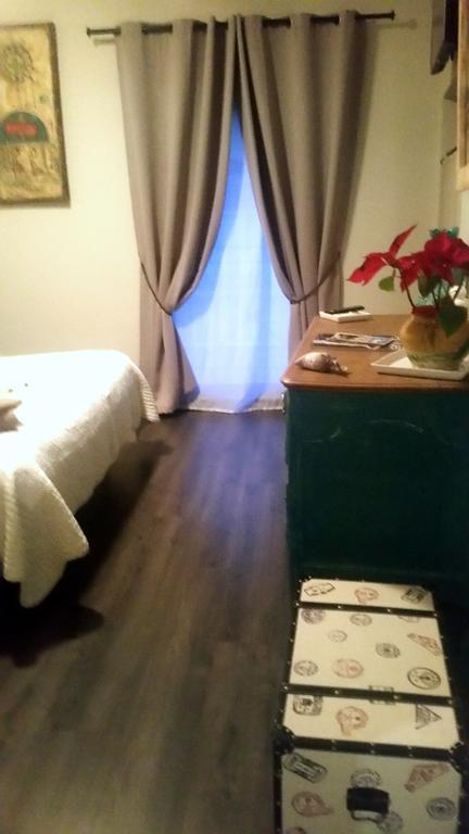 Le Clos Des Aramons Bernis Екстериор снимка