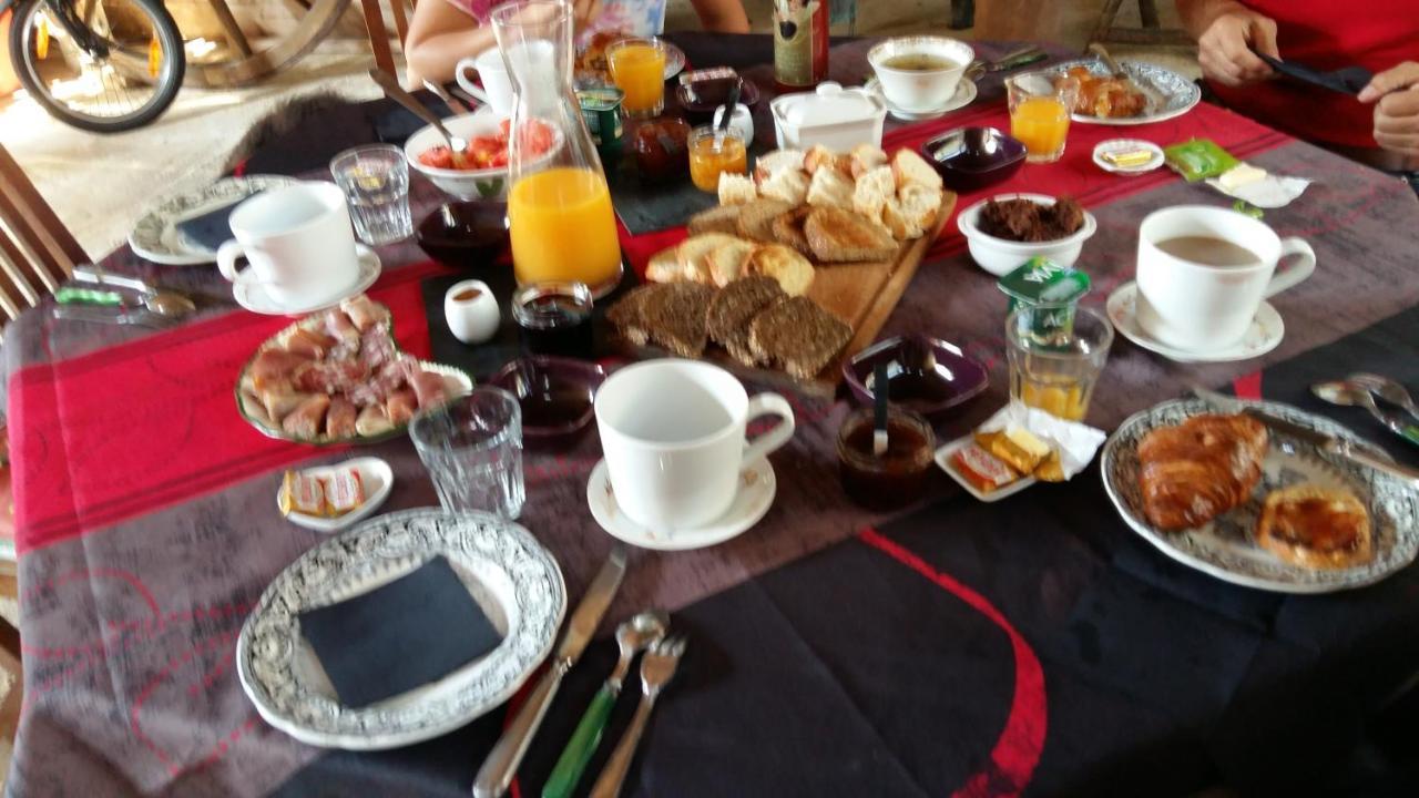 Le Clos Des Aramons Bernis Екстериор снимка