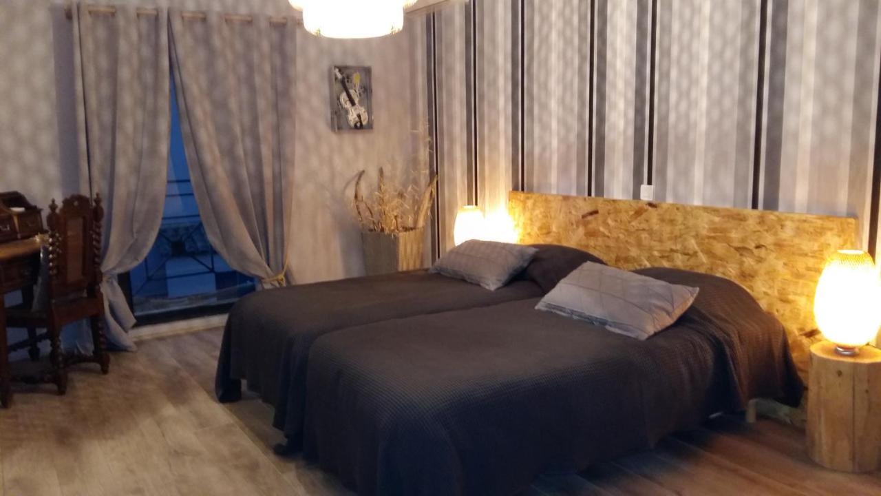 Le Clos Des Aramons Bernis Екстериор снимка