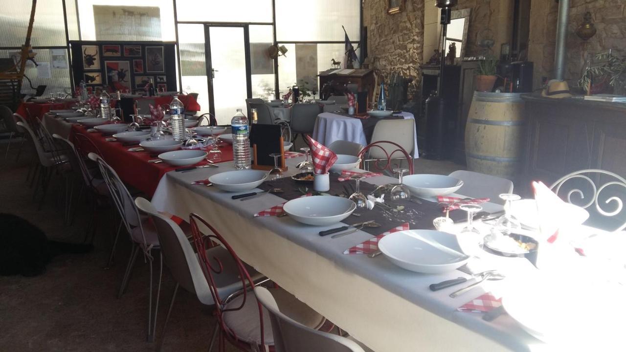 Le Clos Des Aramons Bernis Екстериор снимка